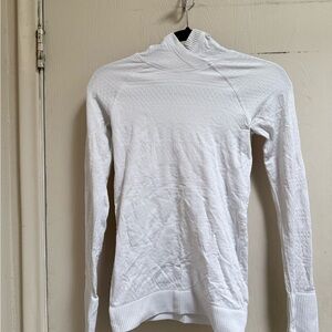 Lululemon White Textured Knit Hooded Sweater Size XS/S